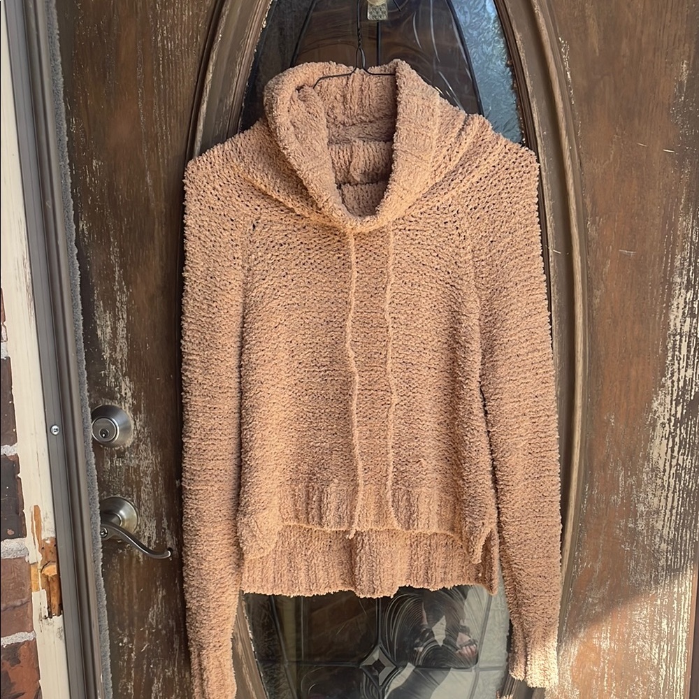 between me & you tan chunky hooded high neck sweater! Size Small